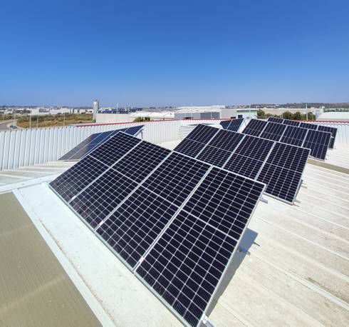 Instalación de autoconsumo fotovoltaica - Lógico3 Distribuidor Oficial